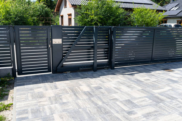 Best Residential Driveway Paver Services  in Roscoe, IL